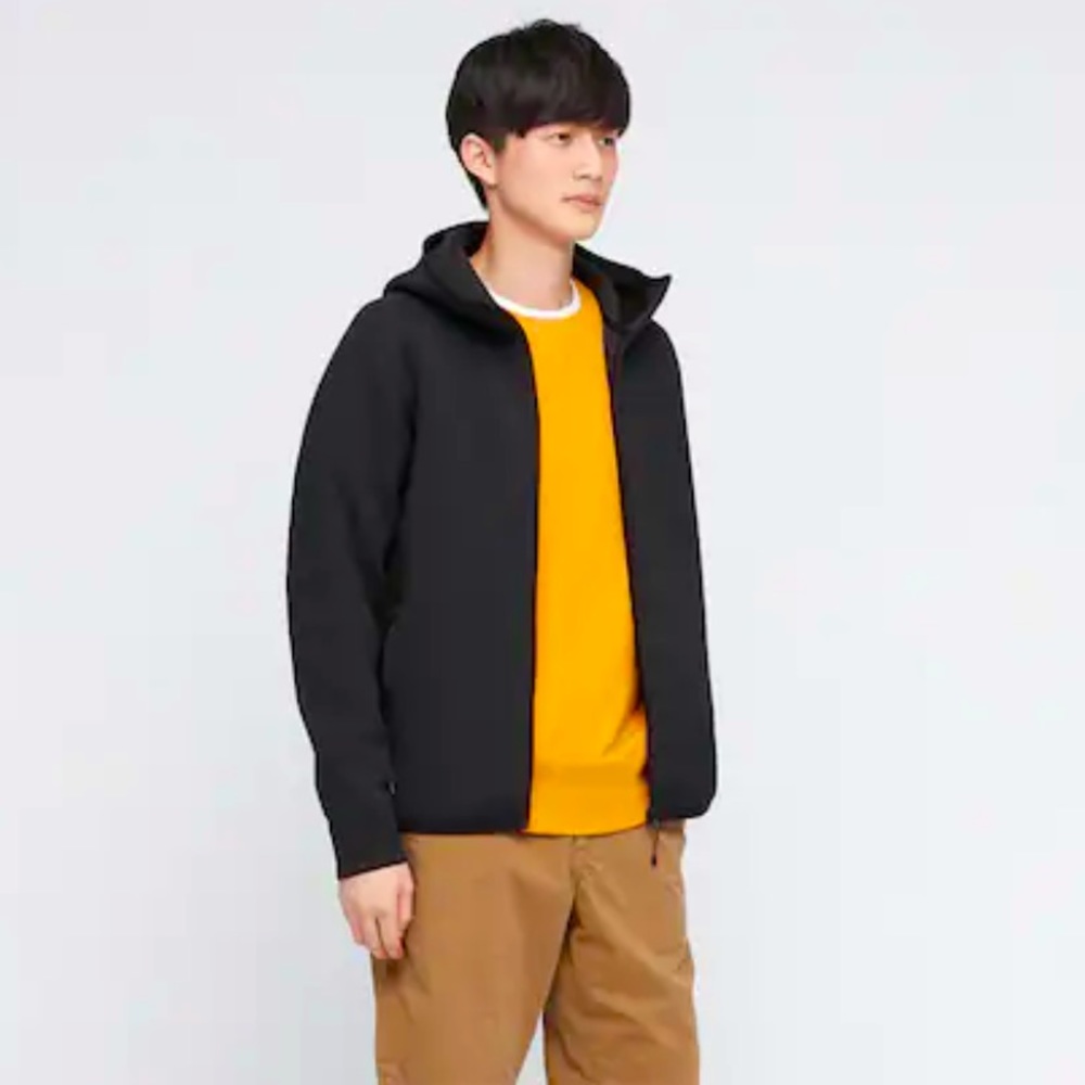 Uniqlo Men’s Black Ultra Stretch Dry Sweat Zippered Hoodie - Size XL